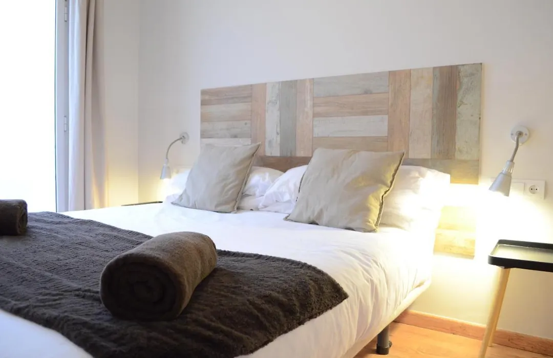 Poble Sec Apartments-1
