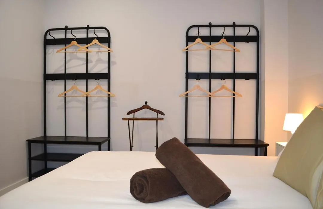 Poble Sec Apartments-1