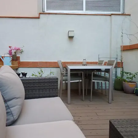 Poble Sec Apartments-3