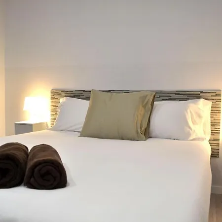 Poble Sec Apartments-3
