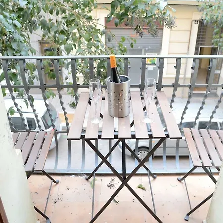Poble Sec Apartments-3